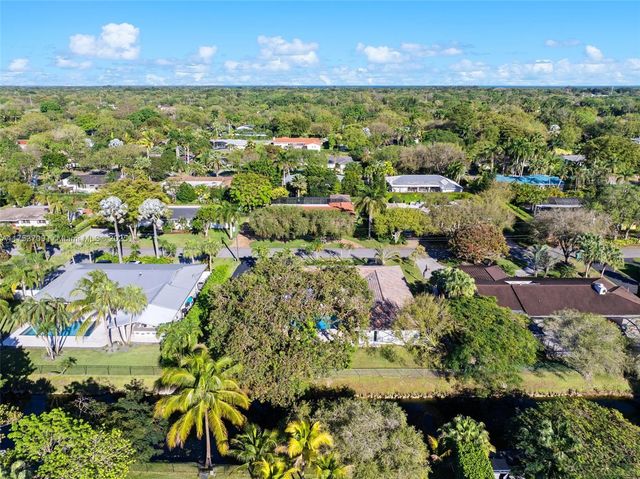 13060 SW 70th Ave, Pinecrest, FL 33156