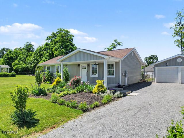 457 West Street, Greeneville, TN 37745