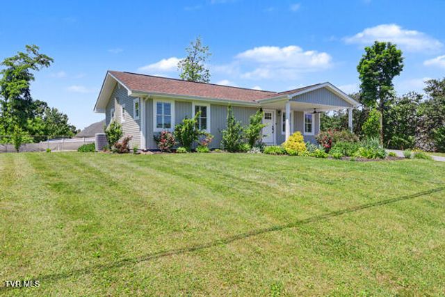 457 West Street, Greeneville, TN 37745