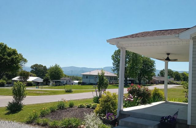 457 West Street, Greeneville, TN 37745