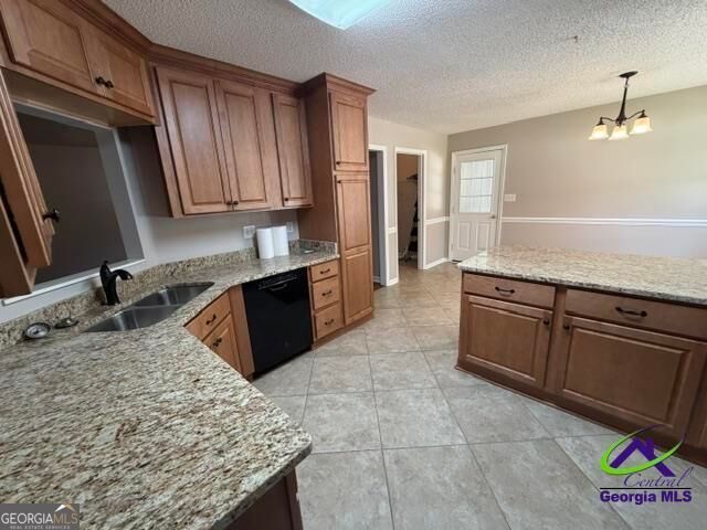 1201 Panola Circle, Warner Robins, GA 31088