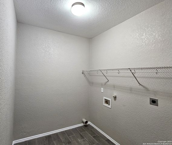 316 JULIAN PT, Cibolo, TX 78108