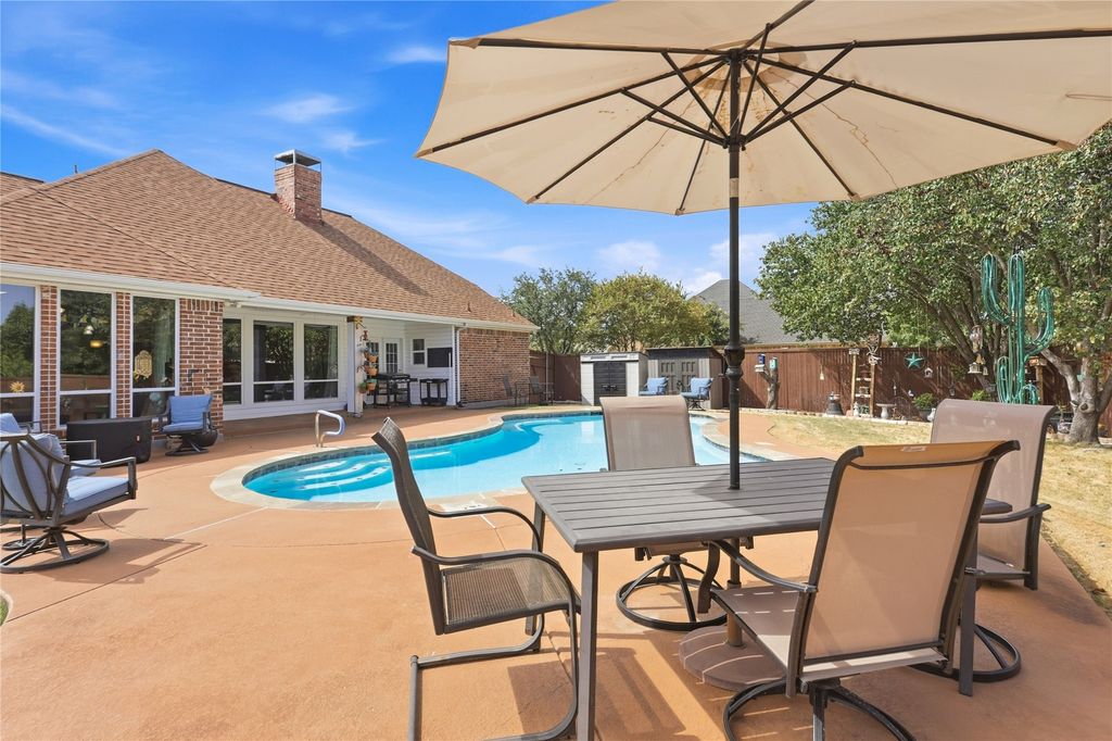 1926 Vintage Drive, Corinth, TX 76210 — exterior