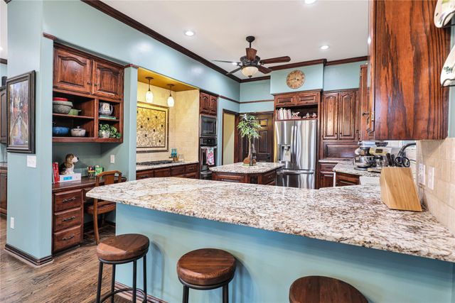 1204 Hills Creek Drive, Mckinney, TX 75072