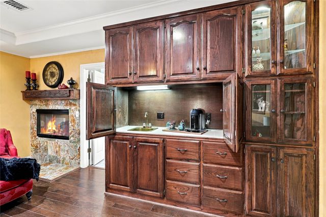 1204 Hills Creek Drive, Mckinney, TX 75072