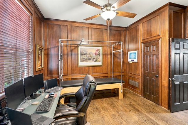 1204 Hills Creek Drive, Mckinney, TX 75072