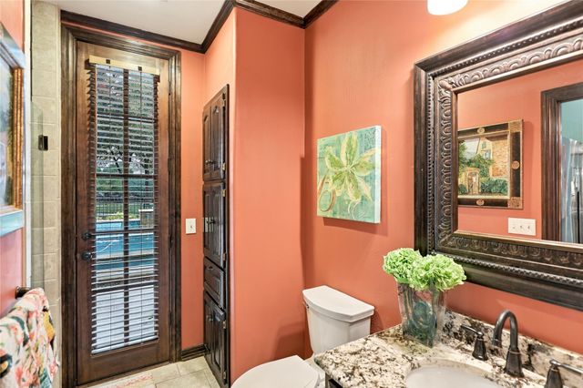1204 Hills Creek Drive, Mckinney, TX 75072