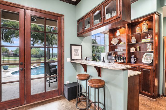 1204 Hills Creek Drive, Mckinney, TX 75072
