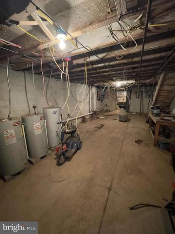 5122 ARCH ST, Philadelphia, PA 19139