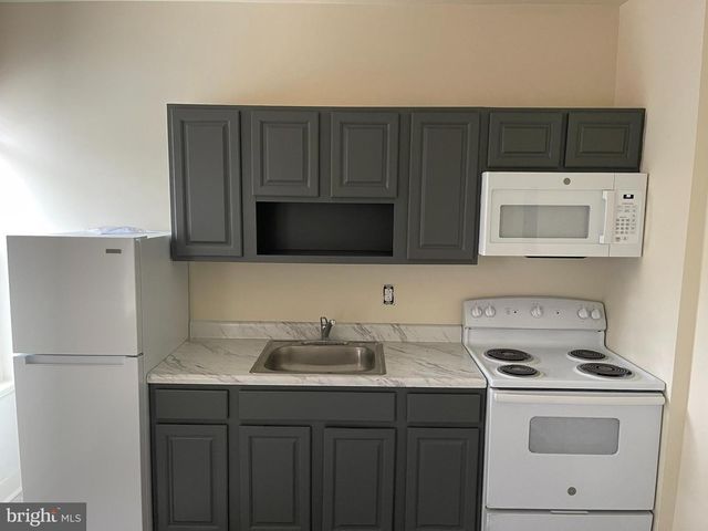 5122 ARCH ST, Philadelphia, PA 19139