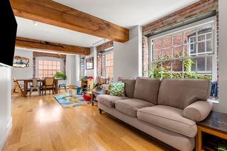 240 Jackson St 328, Lowell, MA 01852