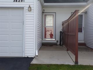 38291 Warner Farms Drive 10, Westland, MI 48185