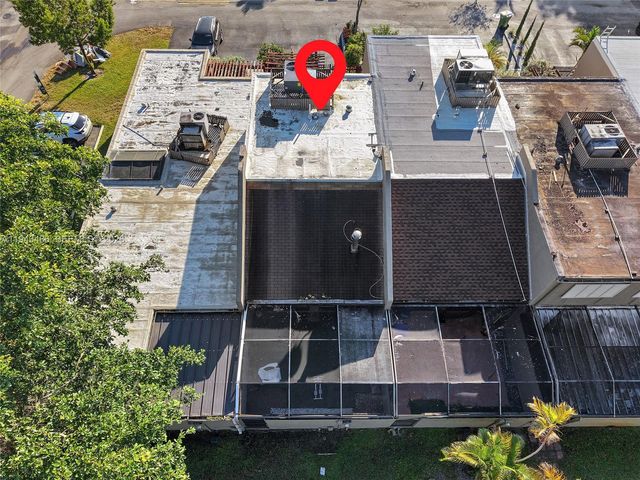 10911 Cedar Ln, Pembroke Pines, FL 33026