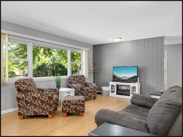 5817 Pearson Drive, Brooklyn Center, MN 55429