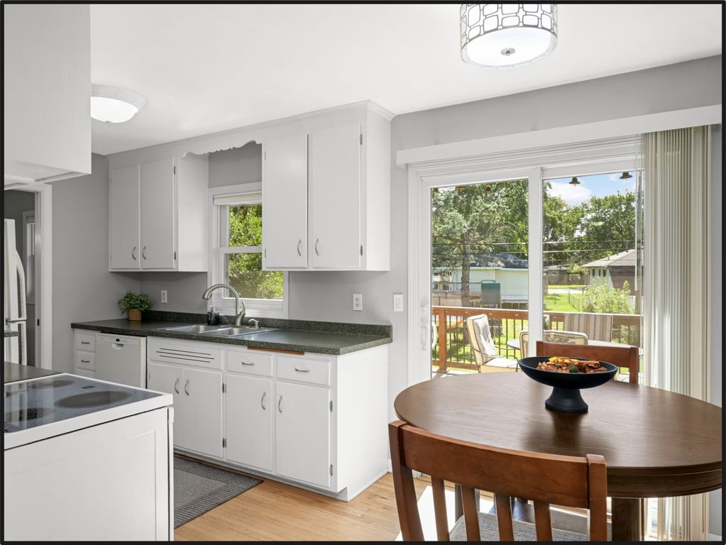 5817 Pearson Drive, Brooklyn Center, MN 55429 — photo 4