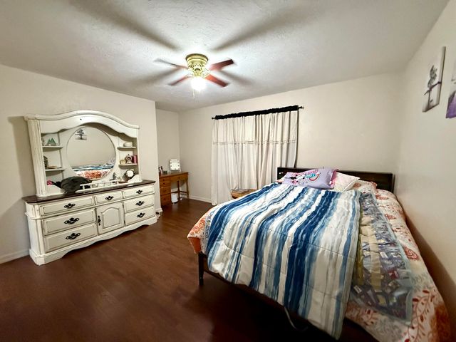 408 S 2nd Street, Houston, MO 65483