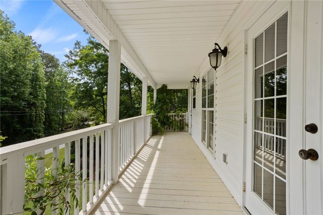 1104 Chickasaw Drive, Westminster, SC 29693