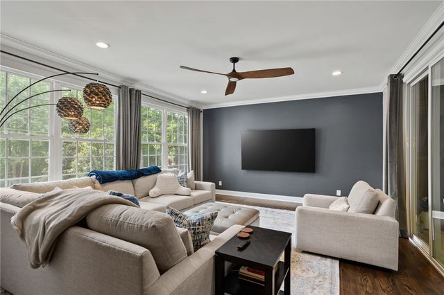 1104 Chickasaw Drive, Westminster, SC 29693