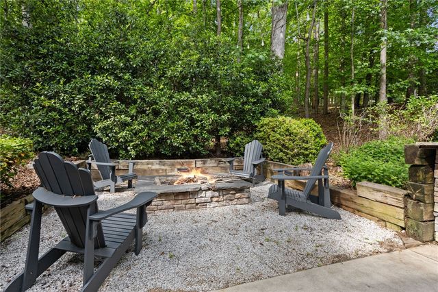 1104 Chickasaw Drive, Westminster, SC 29693