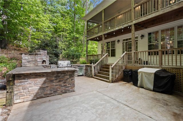 1104 Chickasaw Drive, Westminster, SC 29693