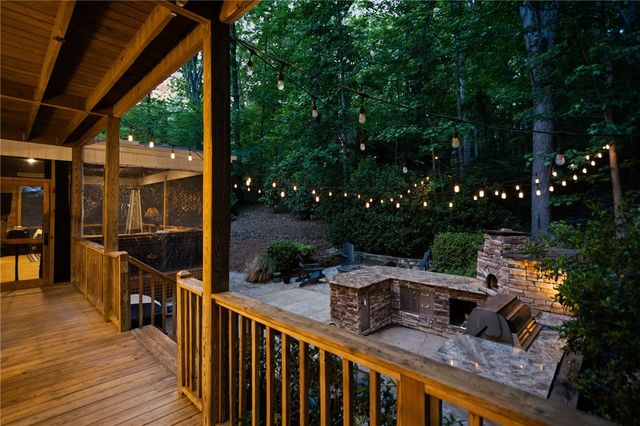 1104 Chickasaw Drive, Westminster, SC 29693