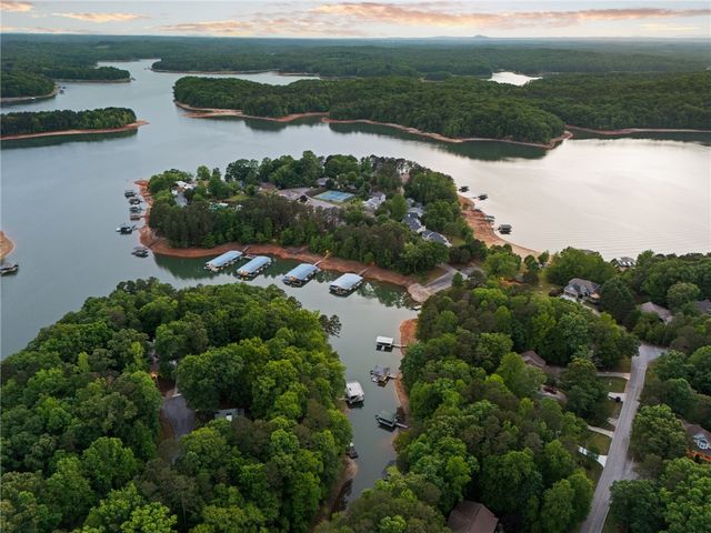 1104 Chickasaw Drive, Westminster, SC 29693