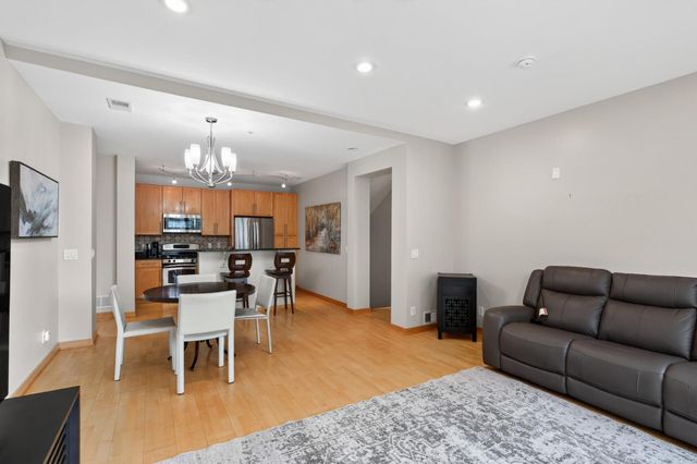 530 Grant Street E, Minneapolis, MN 55404