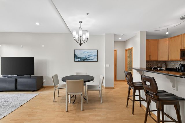 530 Grant Street E, Minneapolis, MN 55404