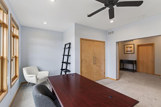 530 Grant Street E, Minneapolis, MN 55404