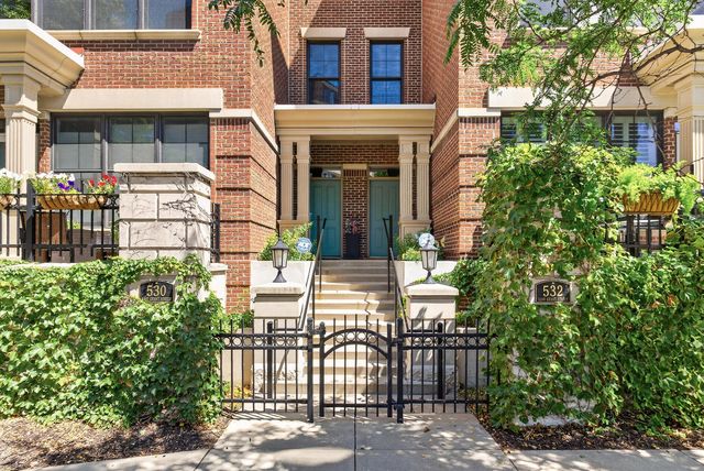 530 Grant Street E, Minneapolis, MN 55404
