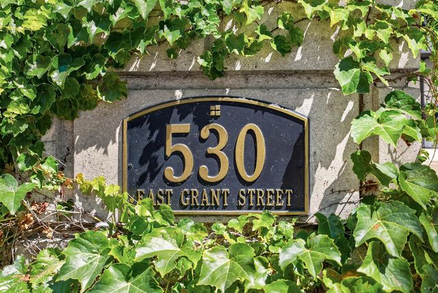 530 Grant Street E, Minneapolis, MN 55404
