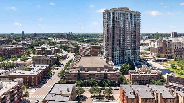530 Grant Street E, Minneapolis, MN 55404