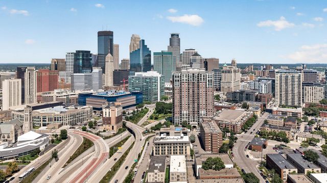 530 Grant Street E, Minneapolis, MN 55404