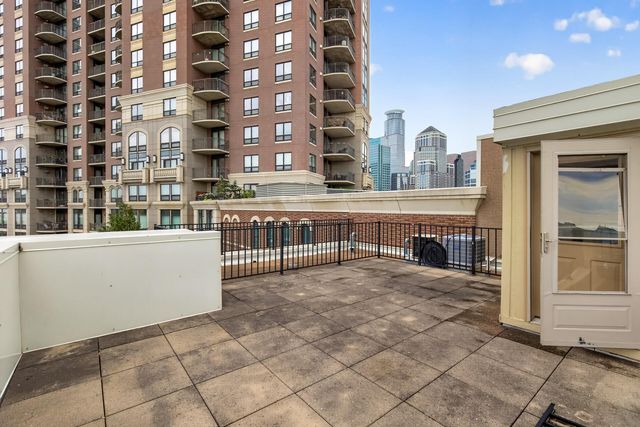 530 Grant Street E, Minneapolis, MN 55404