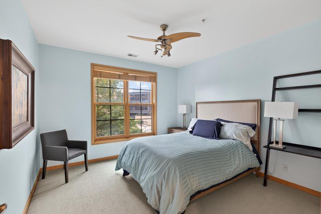 530 Grant Street E, Minneapolis, MN 55404