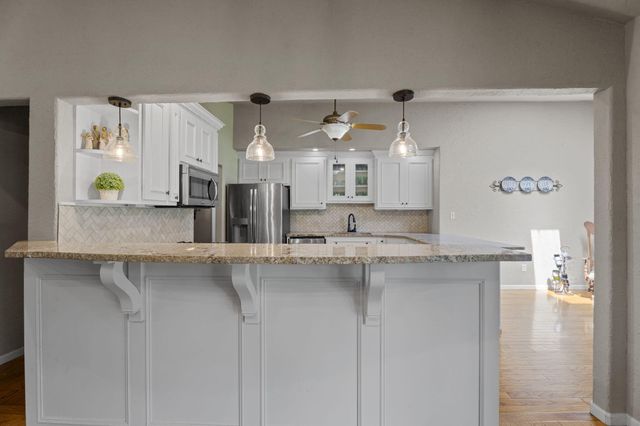 3117 Buffalo Lane, Grove, OK 74344