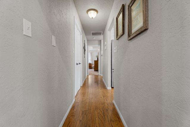 3117 Buffalo Lane, Grove, OK 74344