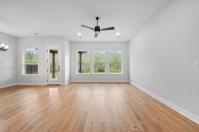 363 Crimson Sky CT, Dripping Springs, TX 78620