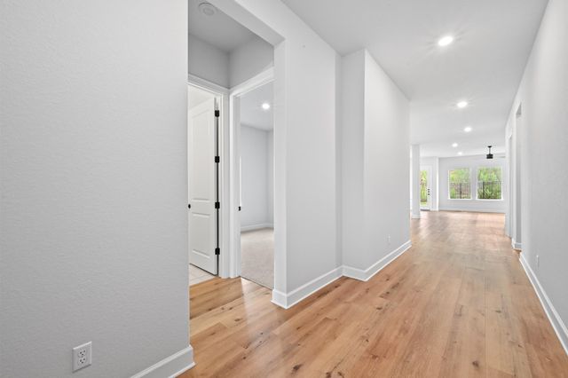 363 Crimson Sky CT, Dripping Springs, TX 78620