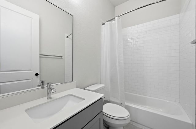 363 Crimson Sky CT, Dripping Springs, TX 78620