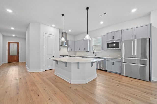 363 Crimson Sky CT, Dripping Springs, TX 78620