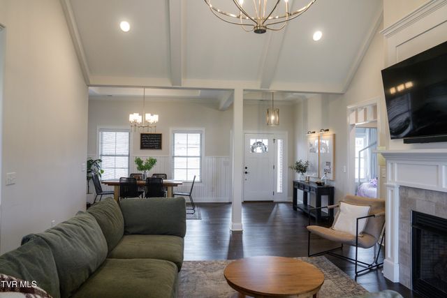 582 Brady Way, Jonesborough, TN 37659