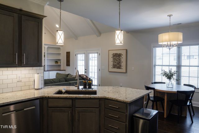 582 Brady Way, Jonesborough, TN 37659