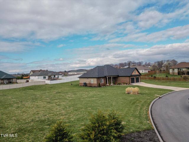 582 Brady Way, Jonesborough, TN 37659