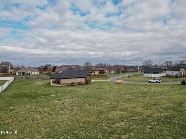 582 Brady Way, Jonesborough, TN 37659