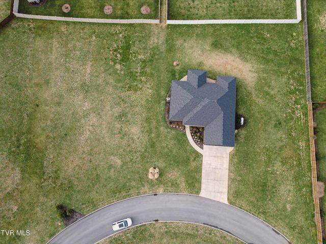 582 Brady Way, Jonesborough, TN 37659