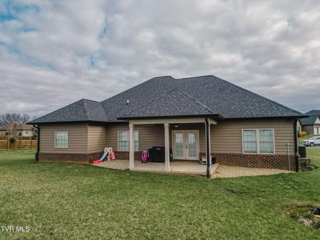 582 Brady Way, Jonesborough, TN 37659