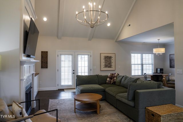 582 Brady Way, Jonesborough, TN 37659