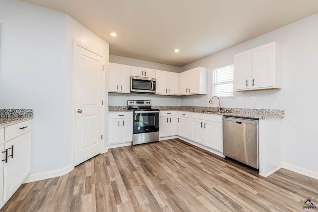 147 Rock Run Trail, Warner Robins, GA 31093