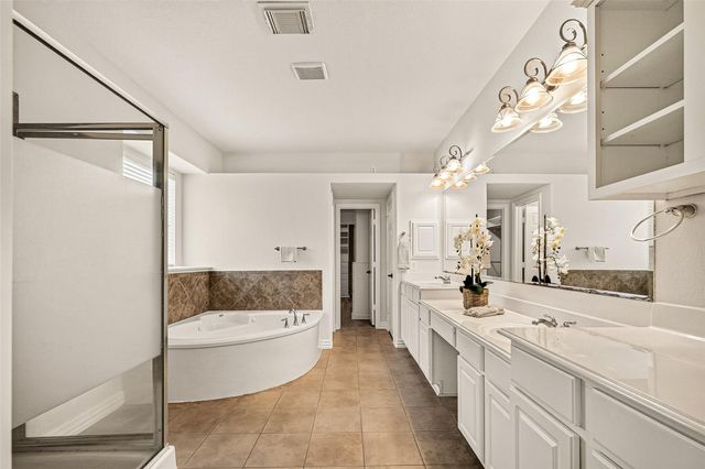 45 Marquise Oaks Place, The Woodlands, TX 77382